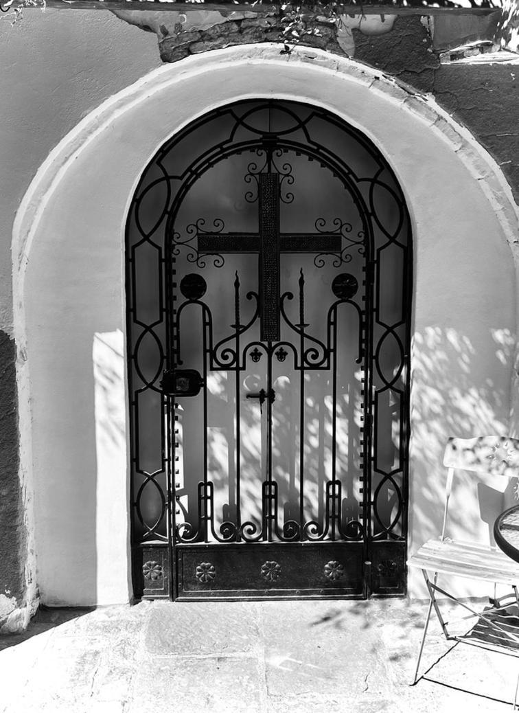 Oliva Courtyard Guesthouse المظهر الخارجي الصورة